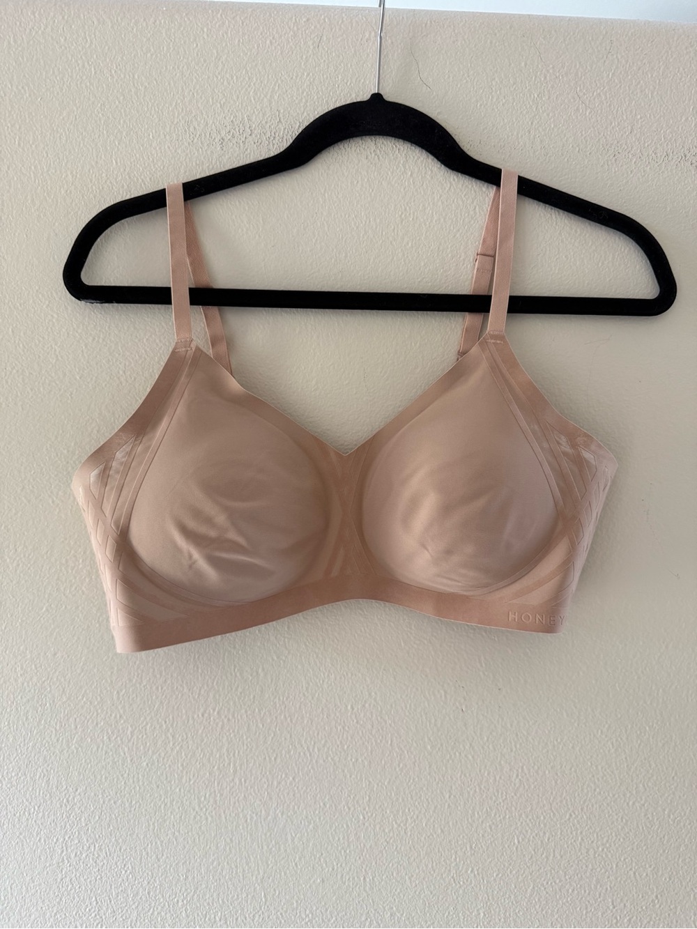 Honeylove Seamless Wireless Bra in Blush Nude Smoothing